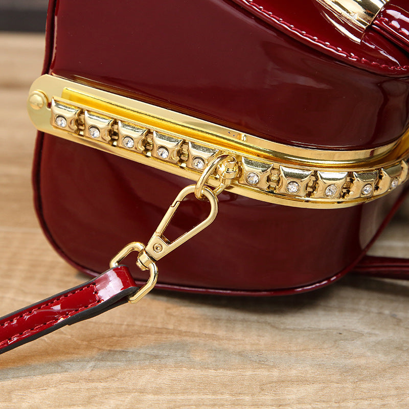 Simple Portable Bride Bag 2025 New Style Women's High-Capacity Casual Shoulder Bag