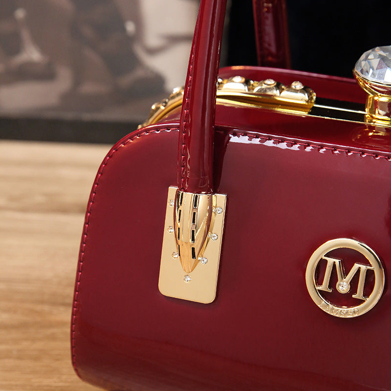 Simple Portable Bride Bag 2025 New Style Women's High-Capacity Casual Shoulder Bag