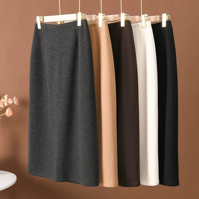 Acetate Cashmere Women's Mid-Length Skirt, High-End Elegant High-Waist Slimming Rear Split Wool Straight Skirt, Autumn and Winter New Collection