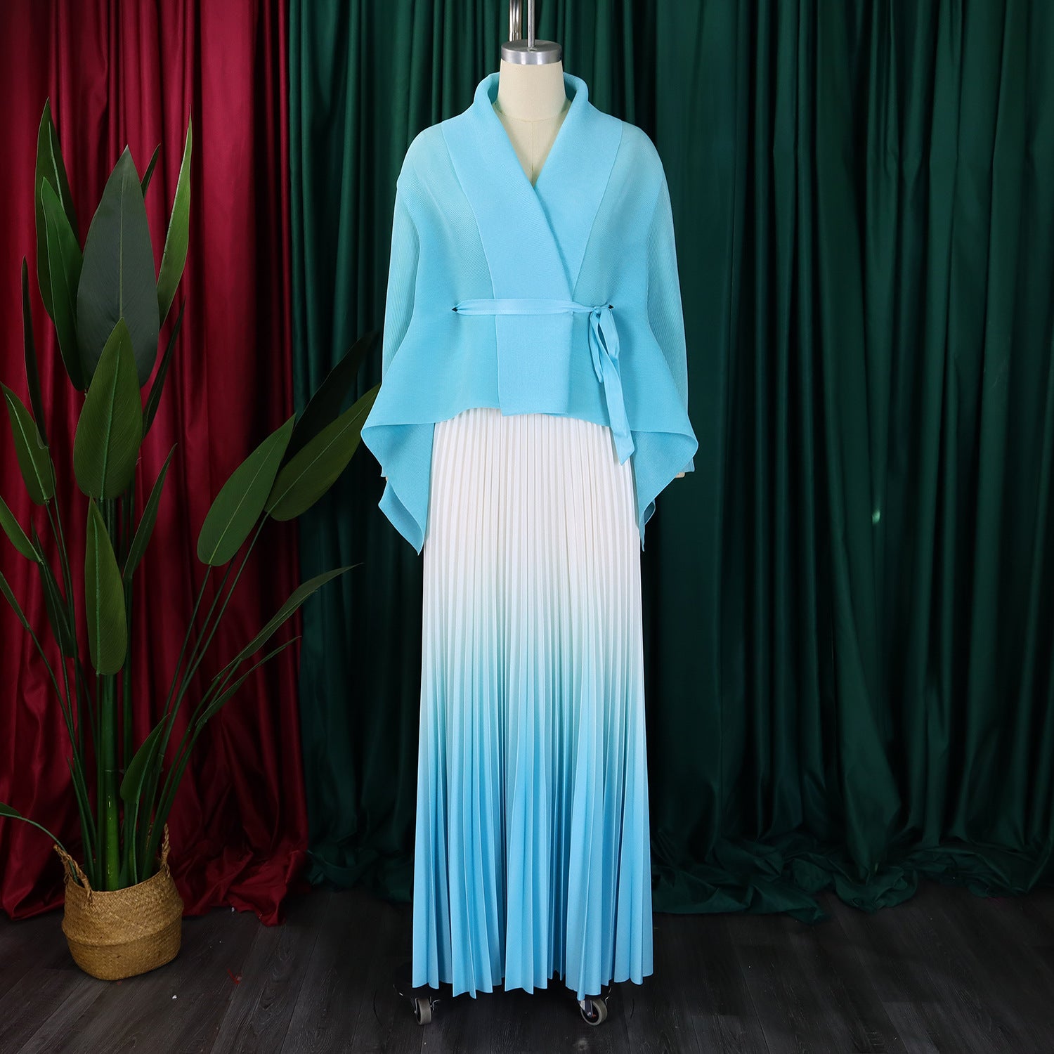 C8610 African plus size Women's Spring New Fashion Strap Bat Sleeve Top Gradient Color-changing Skirt Two-piece Set