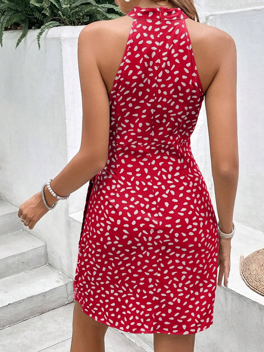 Elegant floral print dresses for summer women's dress 2024 new O-neck halter sleeveless fashionable zipper pleated mini dress